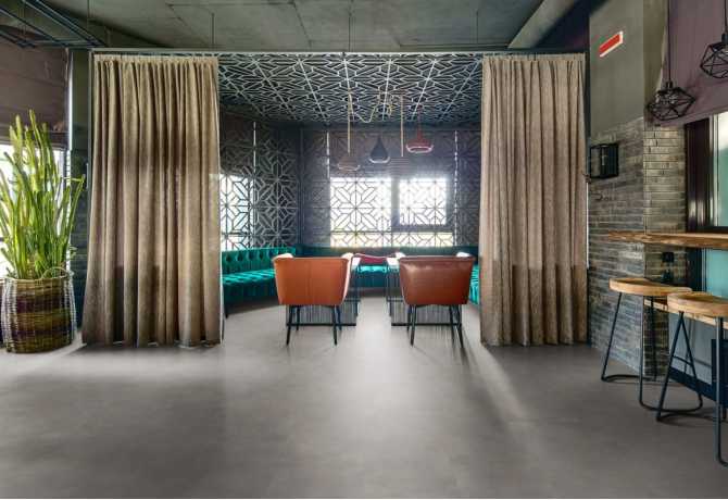 Grey voolcanor tile